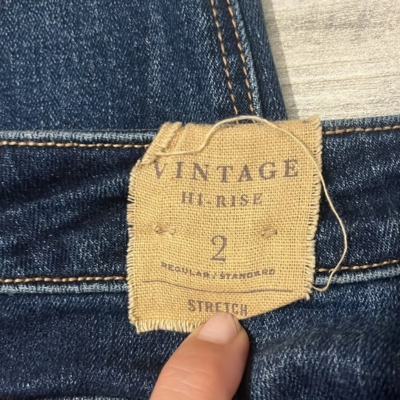 American Eagle Vintage High Rise Jeans Size 2.  NWT - Picture 4 of 11